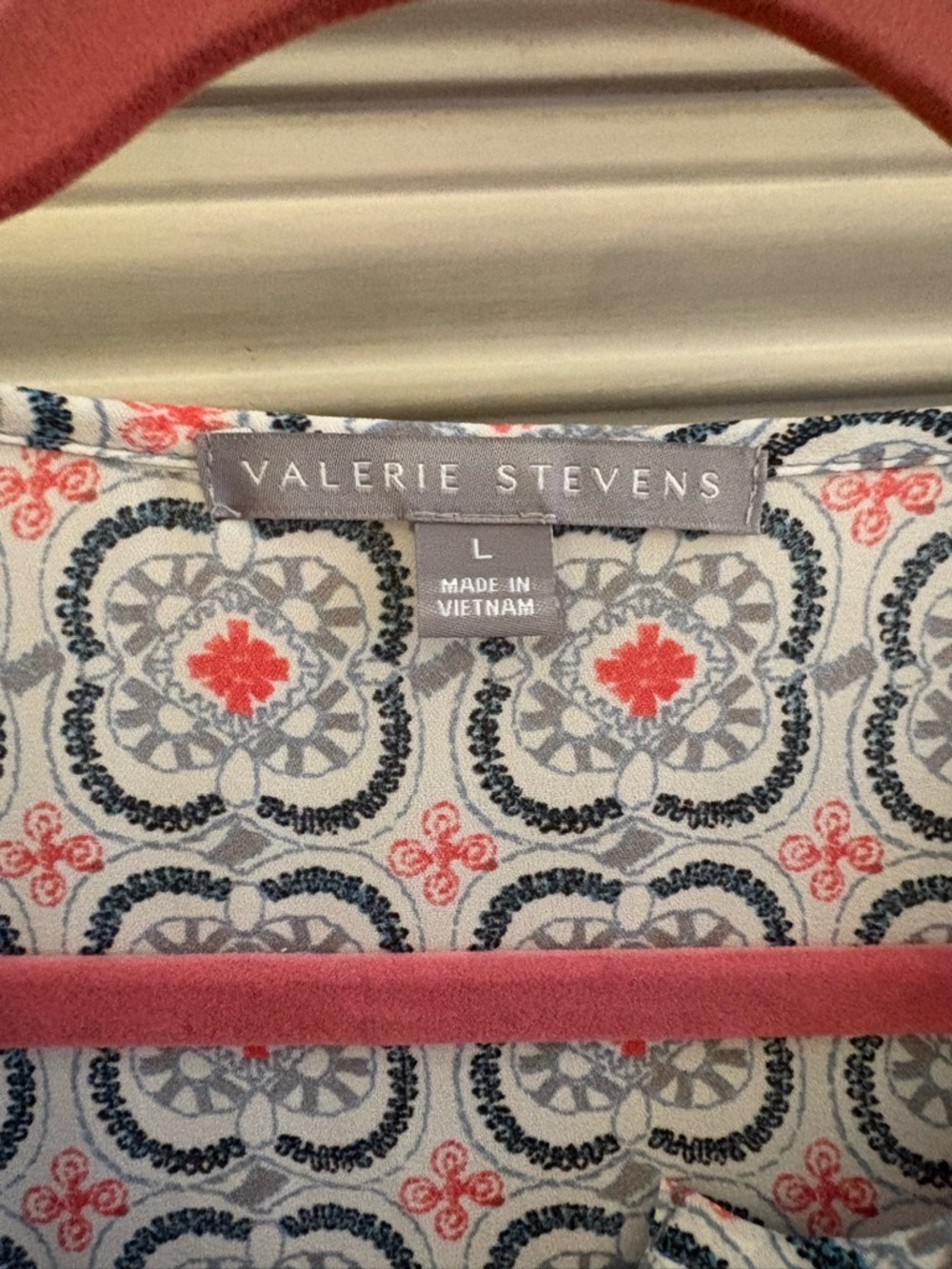 Valerie Stevens Medallion Print Top in Coral, Navy & Gray